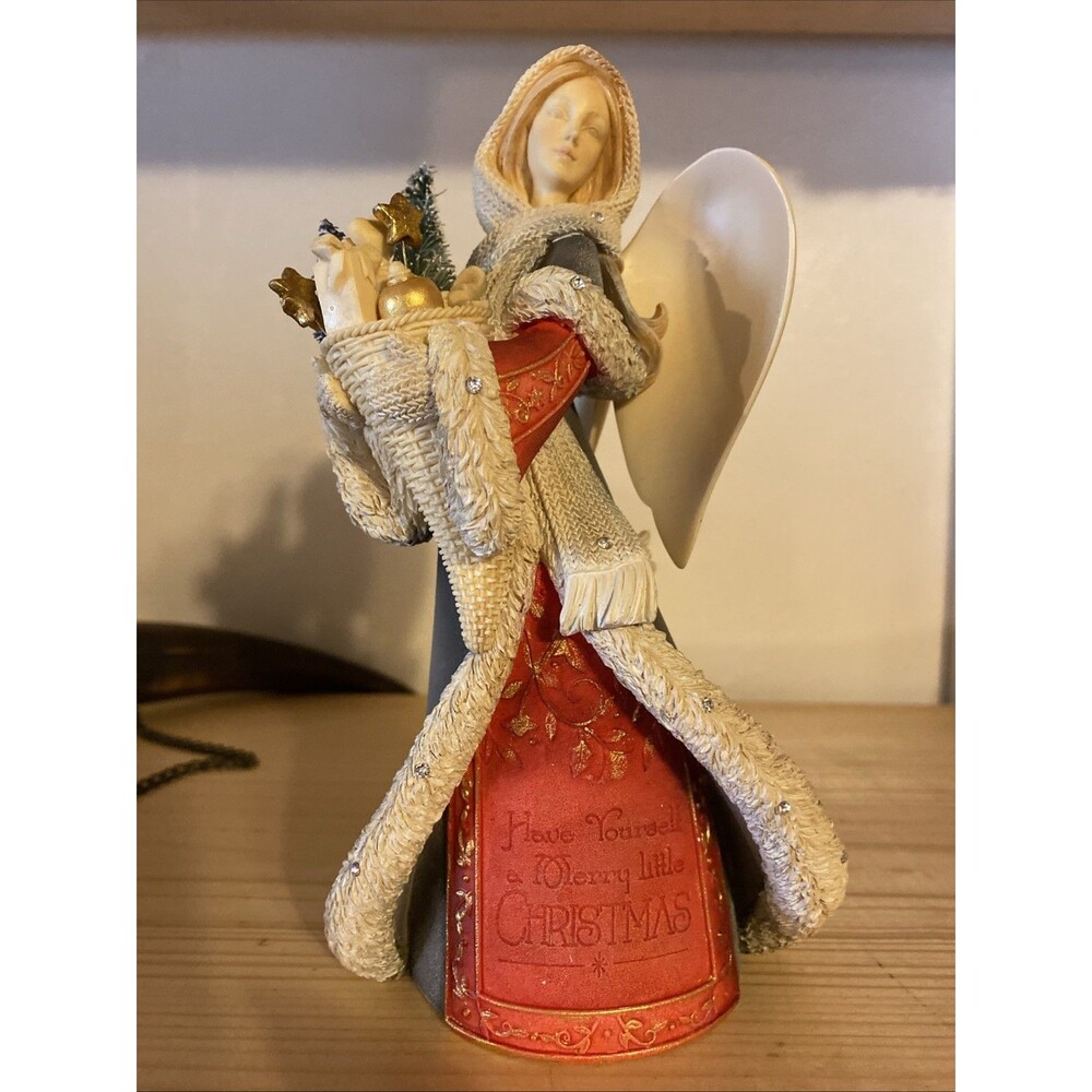 Enesco The Heart Of Christmas Angel “Have Yourself a Merry Christmas” Figurine
